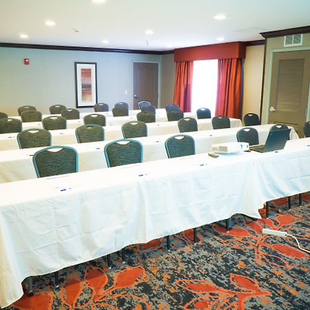 Holiday Inn Express & Suites Rapid City By Ihg Екстер'єр фото