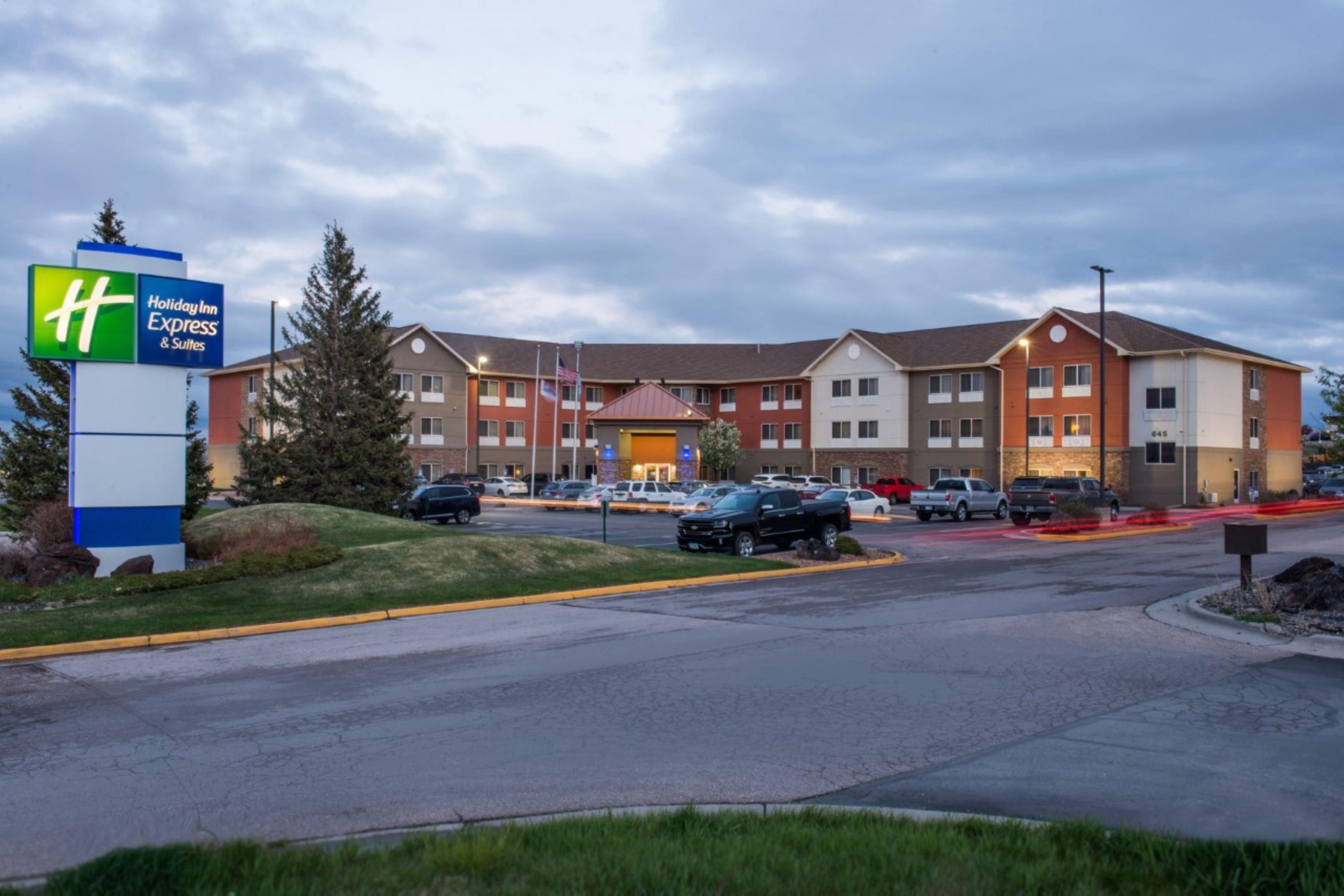 Holiday Inn Express & Suites Rapid City By Ihg Екстер'єр фото